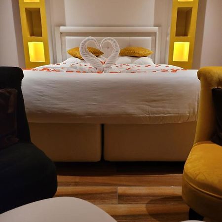 Spa Celyna Appartement Avec Jacuzzi Privatif Lyon Dış mekan fotoğraf